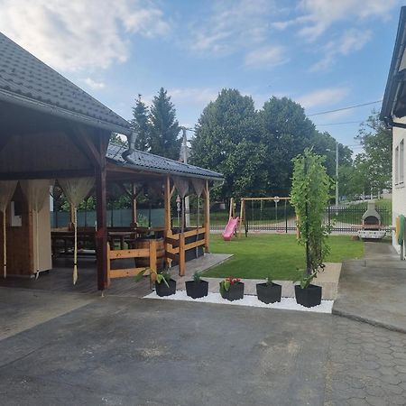 Holiday Home Baotic Velika Mlaka Екстер'єр фото