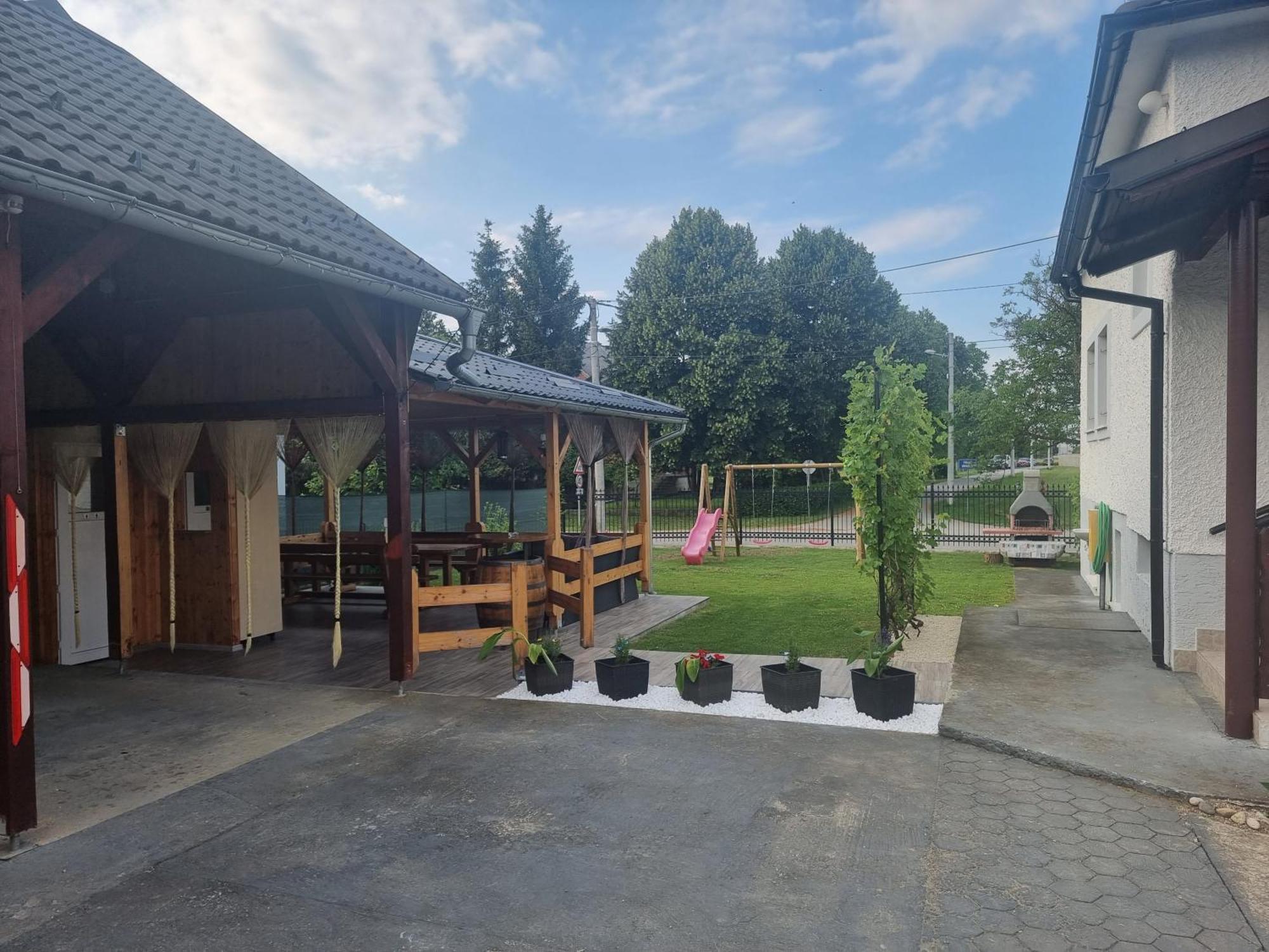 Holiday Home Baotic Velika Mlaka Екстер'єр фото